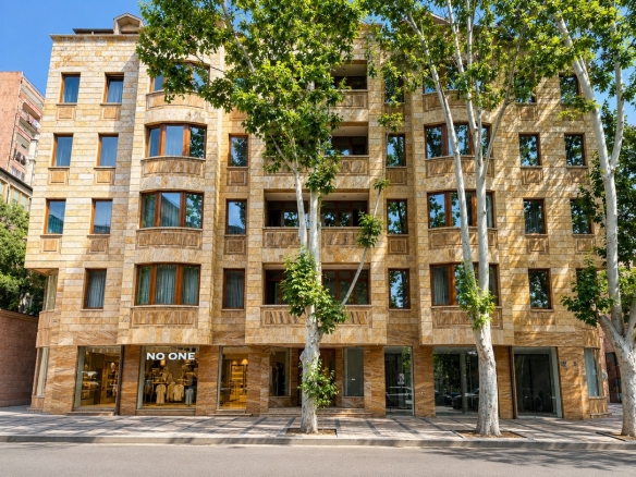 Spacious 4-Room Apartment for Rent on Teryan Street 🇦🇲