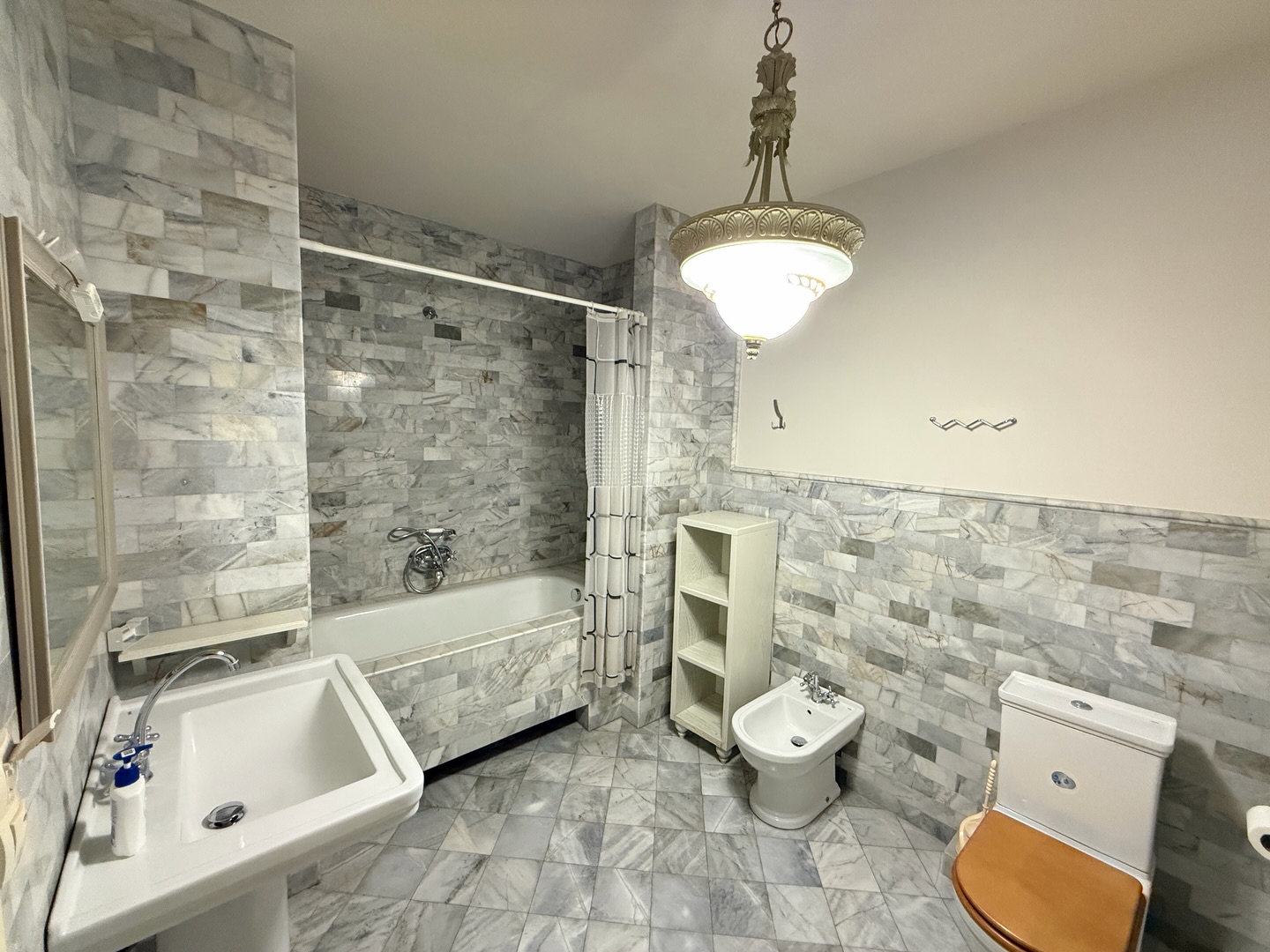 SnapInsta.to_731702601_18394218898091392_7136936824875027604_n Northern Avenue | Premium Apartment for Sale